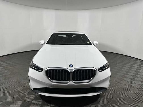 2026 BMW 530 i xDrive