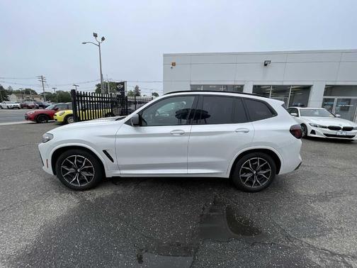 2023 BMW X3 M40i