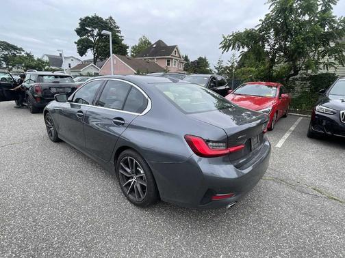 2021 BMW 330 i xDrive