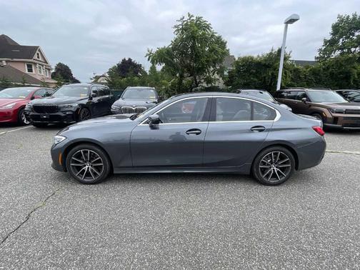 2021 BMW 330 i xDrive