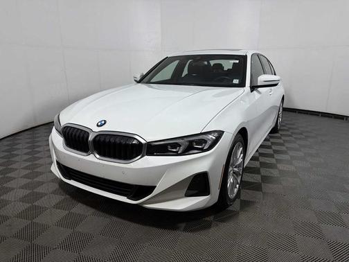 2023 BMW 330 i xDrive