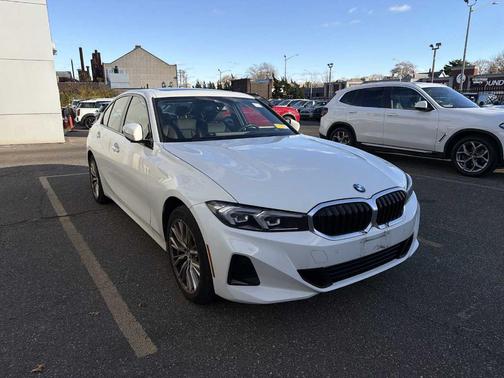 2023 BMW 330 i xDrive