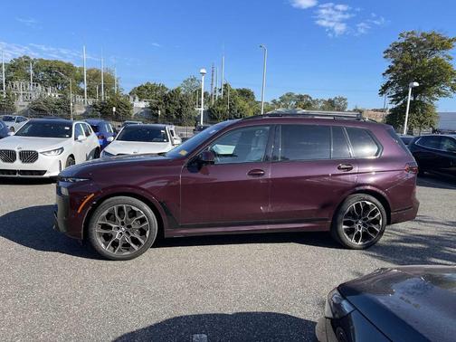 2023 BMW X7 xDrive40i