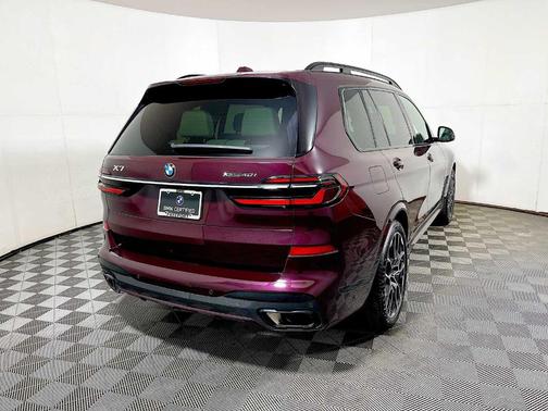 2023 BMW X7 xDrive40i