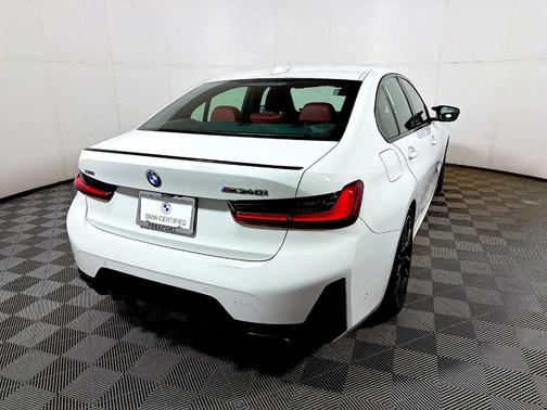 2025 BMW M340 i xDrive