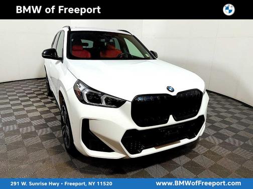 Alpine White 2023 BMW X1 xDrive28i