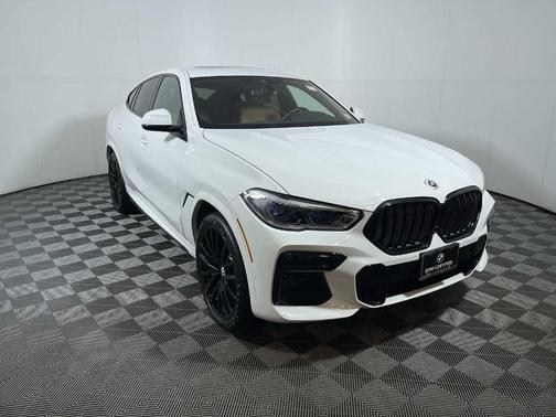 2023 BMW X6 M50i