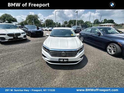 2022 Volkswagen Passat 2.0T SE
