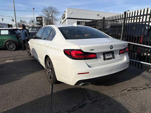 2023 BMW 530 i xDrive