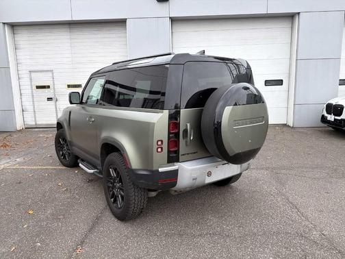 2023 Land Rover Defender 90 S