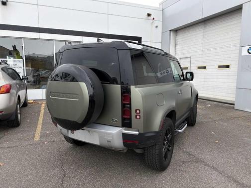 2023 Land Rover Defender 90 S