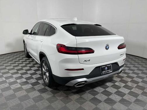2023 BMW X4 xDrive30i
