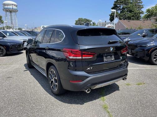 2021 BMW X1 xDrive28i