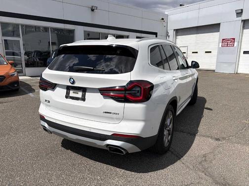 Alpine White 2023 BMW X3 xDrive30i