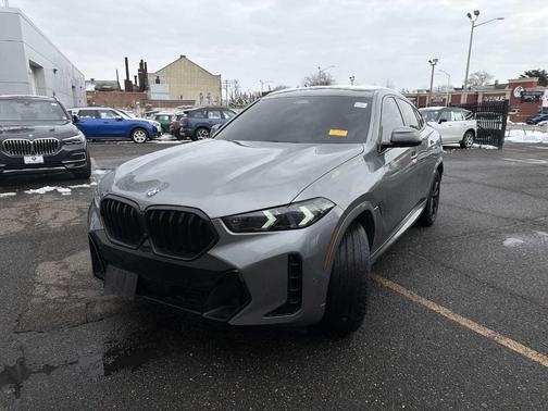 2024 BMW X6 xDrive40i