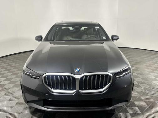 2026 BMW 530 i xDrive