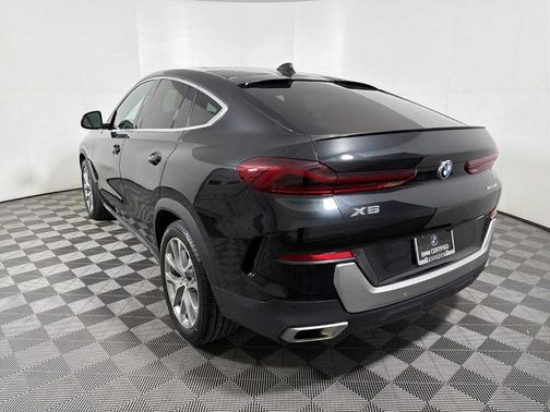 2023 BMW X6 xDrive40i