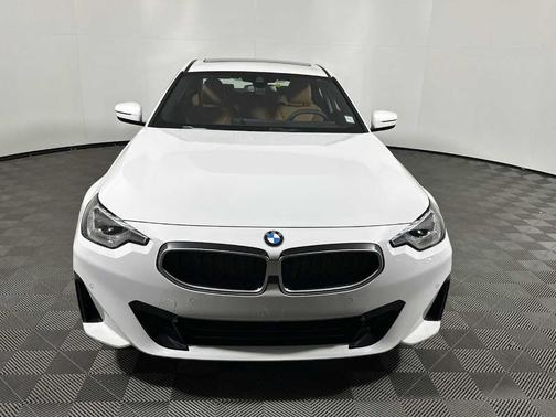2025 BMW 230 i xDrive