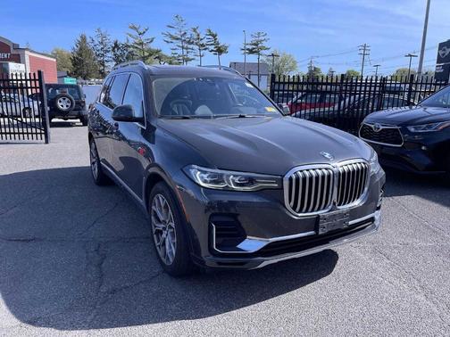2019 BMW X7 xDrive40i