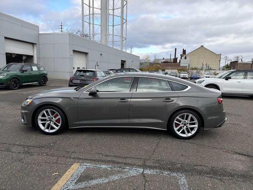 2024 Audi A5 Sportback S line Premium