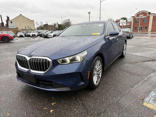 2025 BMW 540 i xDrive