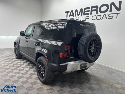 2025 Land Rover Defender P300