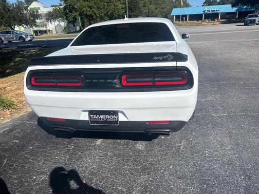 2022 Dodge Challenger SRT Hellcat