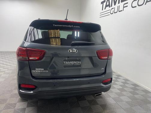 2019 Kia Sorento S
