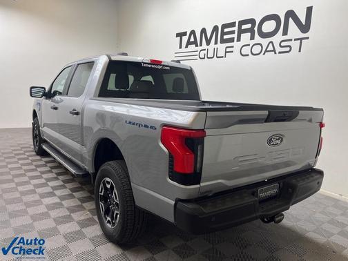 2024 Ford F-150 Lightning Pro