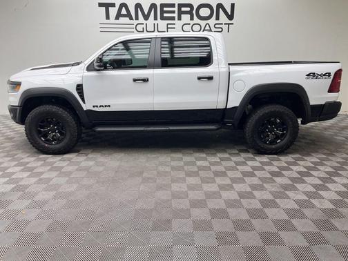 Bright White Clearcoat 2026 RAM 1500 RHO