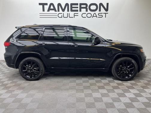 2017 Jeep Grand Cherokee Altitude