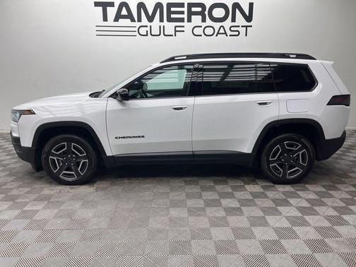 Bright White Clearcoat 2026 Jeep Cherokee LAREDO/LIMITED
