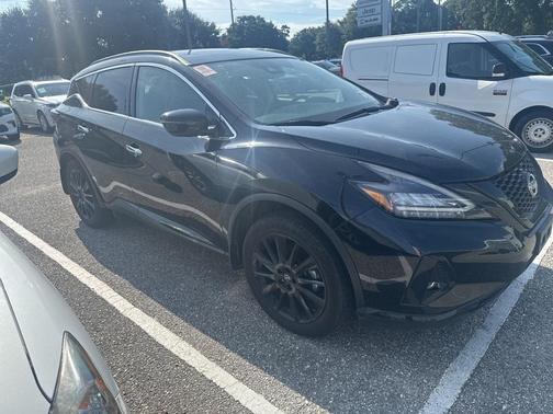 2023 Nissan Murano SV