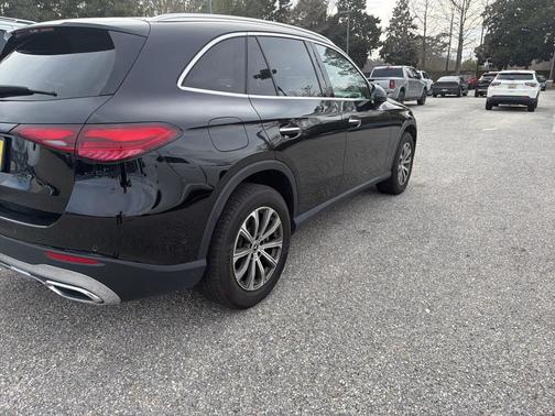 2024 Mercedes-Benz GLC 300 Base