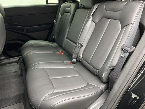 Diamond Black 2026 Jeep Cherokee LAREDO/LIMITED