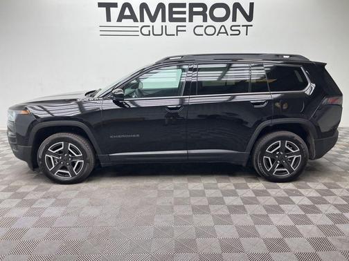 Diamond Black 2026 Jeep Cherokee LAREDO/LIMITED