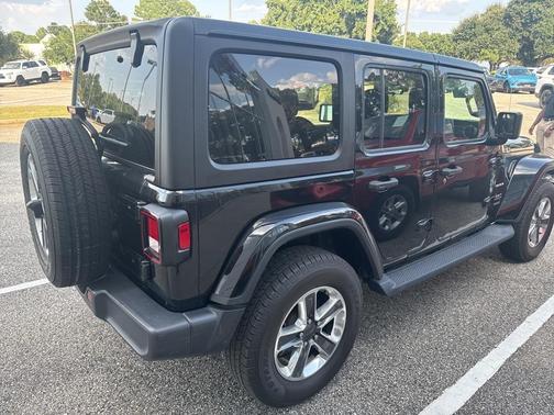 2020 Jeep Wrangler Unlimited Sahara