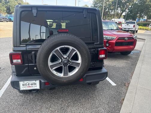 2020 Jeep Wrangler Unlimited Sahara