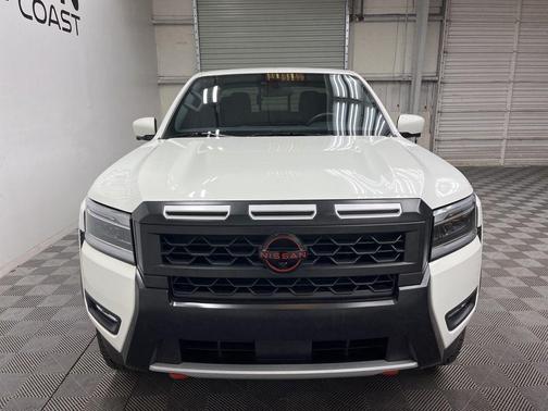 Glacier White 2025 Nissan Frontier PRO-X