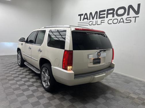 2014 Cadillac Escalade Luxury