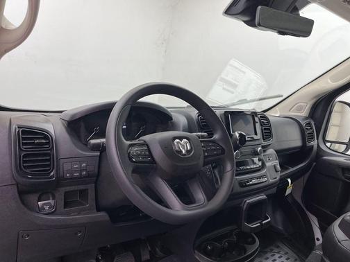 Bright White Clearcoat 2026 RAM ProMaster 2500 High Roof