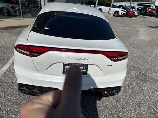 2023 Kia Stinger GT2