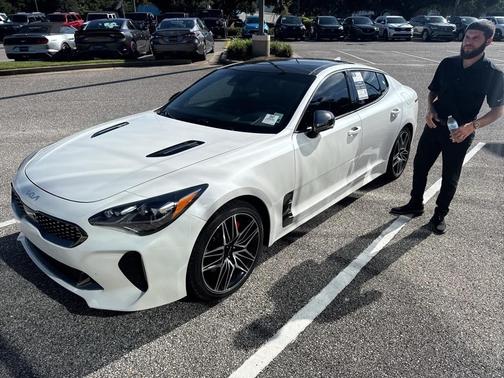 2023 Kia Stinger GT2