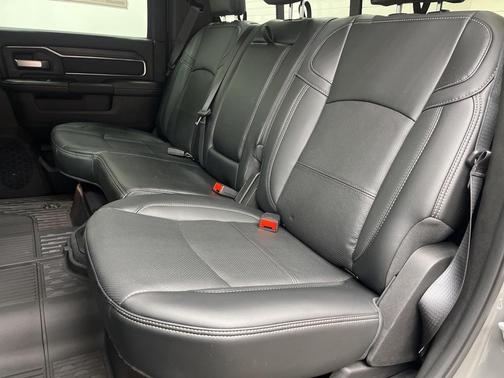 2026 RAM 2500 Rebel/Power Wagon