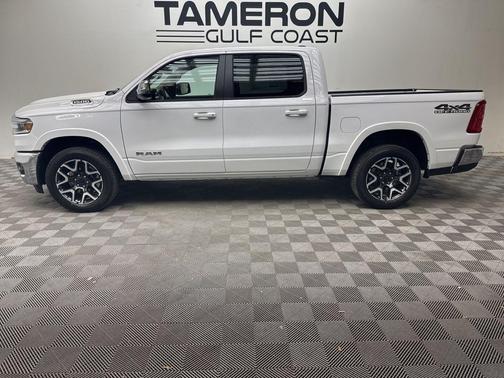 Bright White Clearcoat 2026 RAM 1500 Laramie