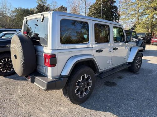 2024 Jeep Wrangler Sahara