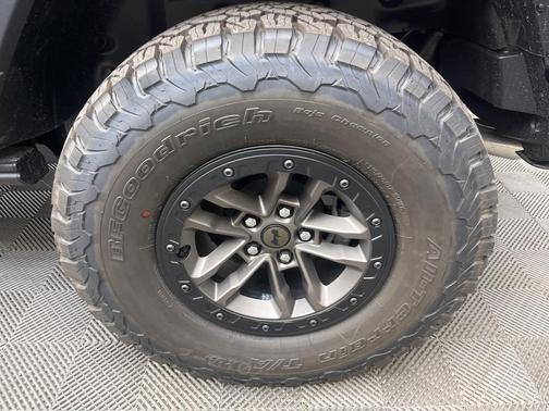 2025 Jeep Wrangler Rubicon 392