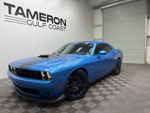 2018 Dodge Challenger 392 Hemi Scat Pack Shaker