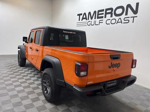 2025 Jeep Gladiator Sport