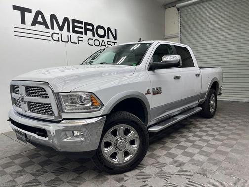 Bright White Clearcoat 2017 RAM 2500 Laramie